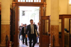 toni costa parlament