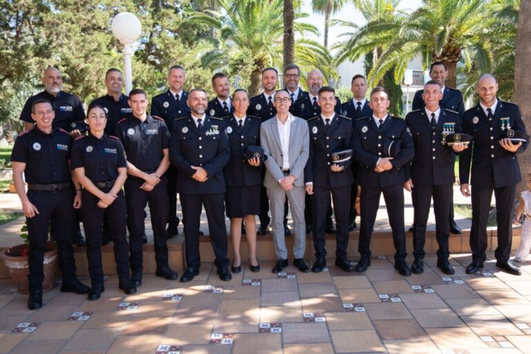 01 X 2023 La Policia Local de Formentera celebra el seu dia amb el lliurament de medalles. CIF Jose Antonio Arribas 13