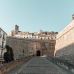Escape rooms, viajes en el tiempo y piratas: las actividades m&aacute;s llamativas para estudiantes de Ibiza