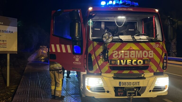 Bomberos de Ibiza.