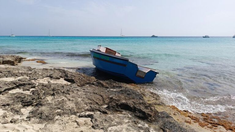 Pateras en Formentera