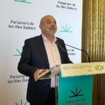 Los d&iacute;scolos de Vox suplican al PP que mantenga el acuerdo que les da la Presidencia del Parlament