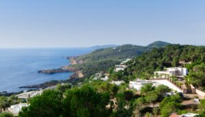Roca Llisa Pete Young 1 700x400