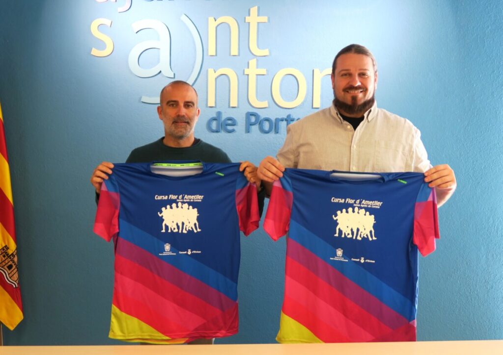 El Encargado de Deportes del ayuntamiento, Daniel Sánchez, y el presidente del Club Atletisme Sa Raval, José Gutiérrez, presentaron la carrera.