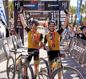 Andrea Righettini y Davide Foccoli participar&aacute;n de La Vuelta de Ibiza.