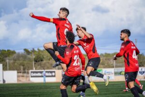 Gorriz festejando su gol.