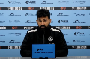 Guillermo Fern&aacute;ndez Romo en rueda de prensa. (2)