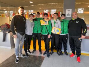 El grupo completo que ha representado al Club de Judo Sant Jordi.
