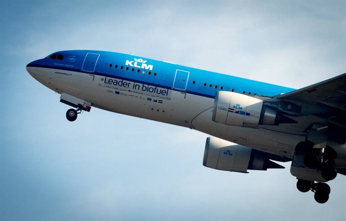 KLM