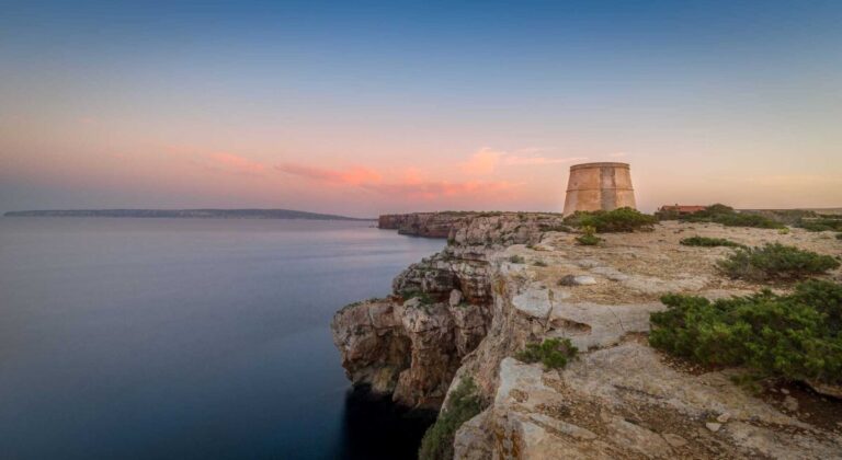 Torres costa de Formentera