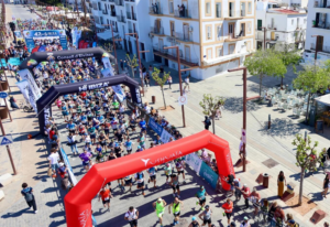 La Santa Eul&agrave;ria Ibiza Marathon tuvo m&aacute;s de 5 mil corredores.