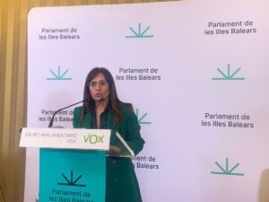Manuela Ca&ntilde;adas, portavoz del grupo Parlamentario Vox Baleares.