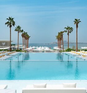 Playa Pacha en Five Luxe JBR.