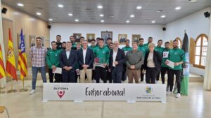Recepci&oacute;n del ayuntamiento de Sant Josep a la Pe&ntilde;a Deportiva Sant Jordi.