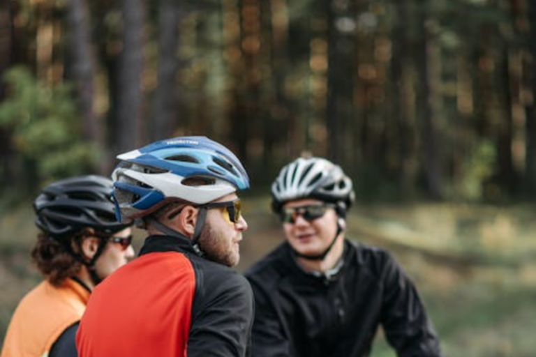 Últimos días para disfrutar de la exposición de los 50 años del club ciclista de Sant Antoni