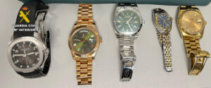 Relojes incautados en Sant Antoni.