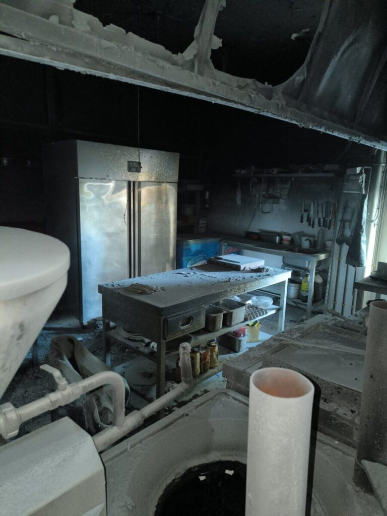 Cocina incendiada en Sant Antoni.
