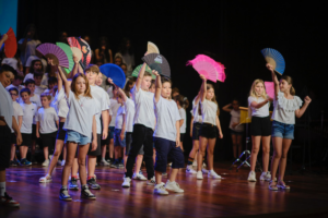 La cantata 'El Saltacontes' interpretada por alumnos