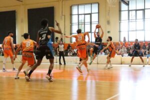 Mor&oacute;n vs. CB Sant Antoni.