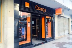 Tienda de Orange en Ibiza