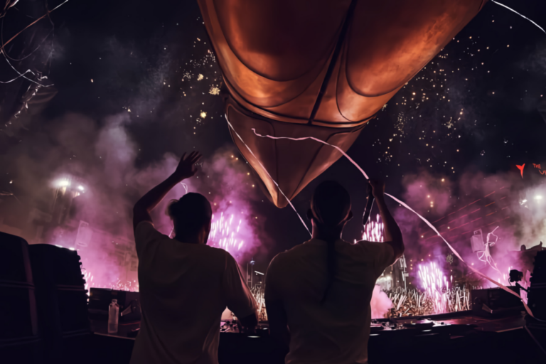 Tomorrowland presenta a Dimitri Vegas & Like Mike