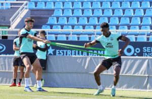 UD Ibiza entrenando antes del duelo con el Castilla.