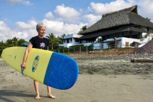 la surfista de 79 a&ntilde;os