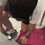 La dr&aacute;stica decisi&oacute;n de un malague&ntilde;o para no facturar su maleta en una aerol&iacute;nea: video