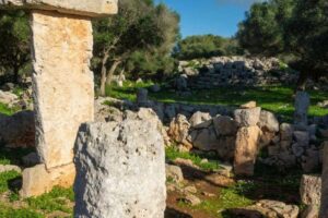 se vende poblado balear con restos prehist&oacute;ricos