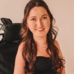 Joven con discapacidad denuncia que por falta de accesibilidad en aeropuerto fue sometida a una experiencia aterradora y angustiosa