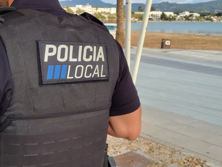 Policía Local de Sant Antoni