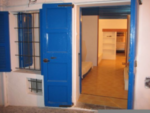 Entrada al apartamento en alquiler.