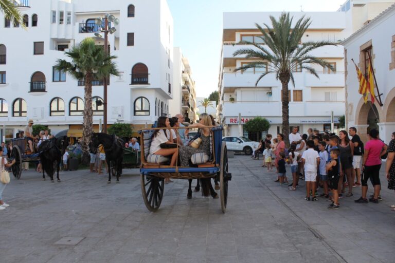 Foto Archivo paseo carro Nit de Sant Joan