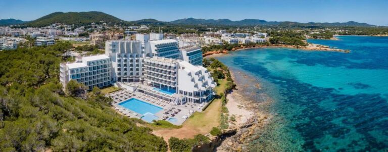 Hotel en Ibiza.