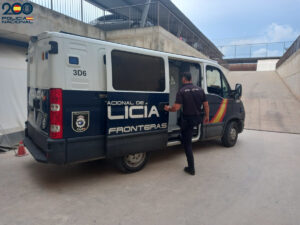 Polic&iacute;a Nacional.