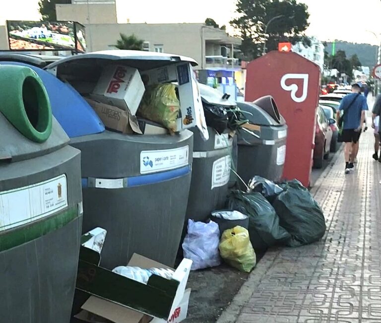 Basura en Sant Antoni.