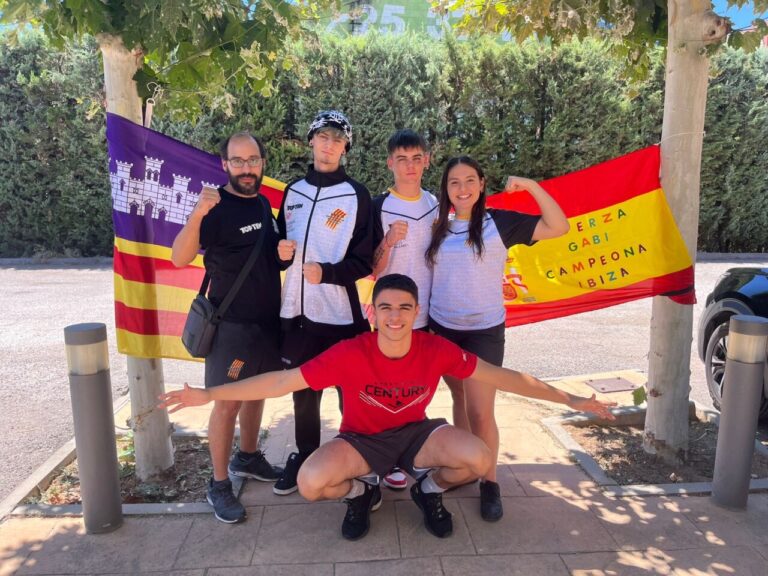 Deportistas del club Budoka Ibiza