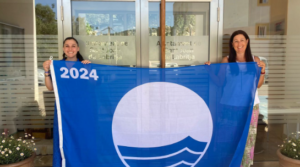 Bandera azul en Sant Joan.