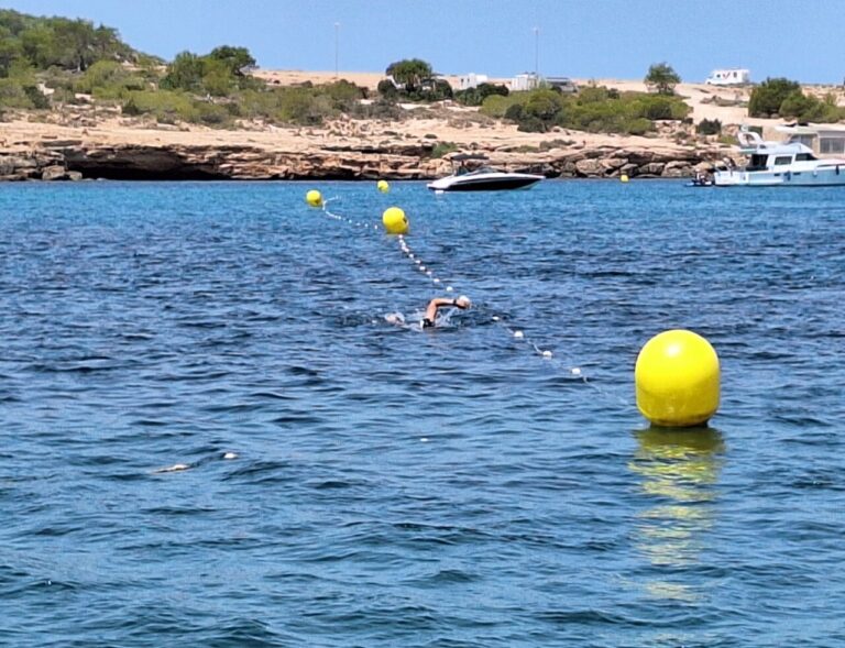 Canal natación en Sant Josep.