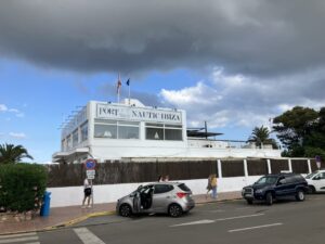 Instalaciones de Port N&aacute;utic Ibiza.