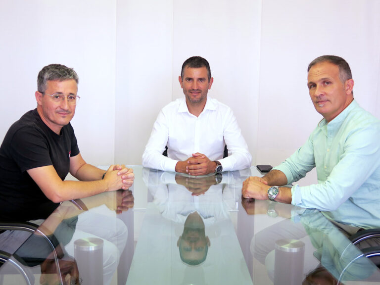 Reunión en Sant Antoni con el Consell de Ibiza sobre el taxi.