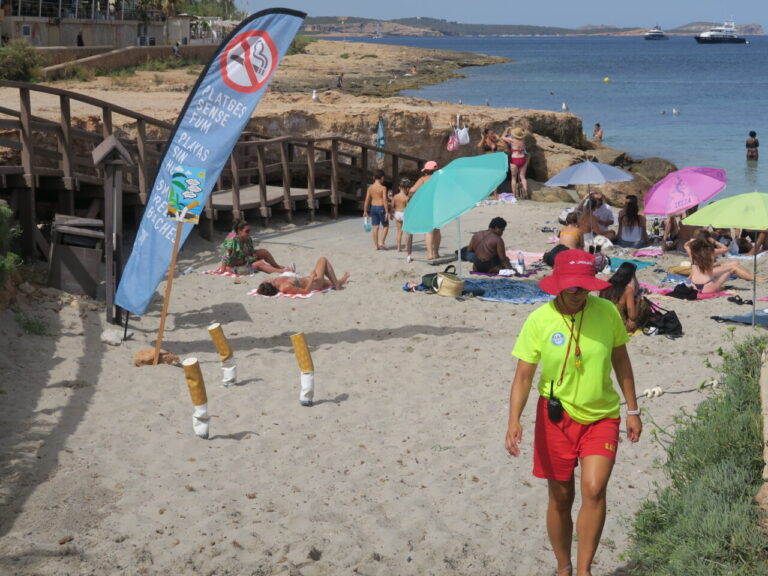 Playa de Caló des Moro, Sant Antoni.