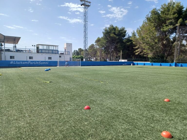 Campo de fútbol en Sant Antoni.