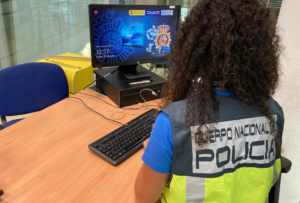 Polic&iacute;a Nacional.