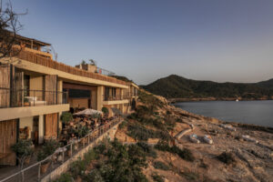 Las maravillosas vistas de The Beach Caves en Six Senses