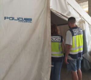 Agentes de la Polic&iacute;a Nacional.
