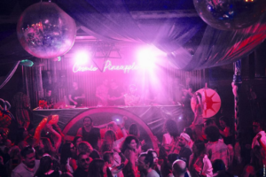 Cosmic Pineapple en Cova Santa (Ph Instagram)