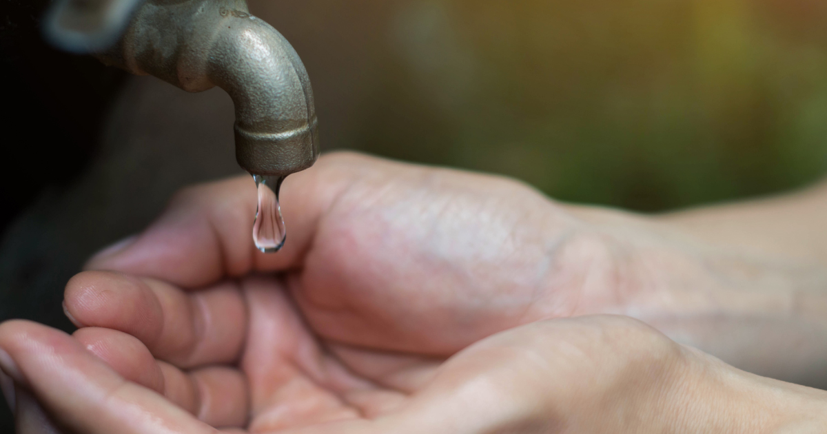 Falta de agua.