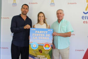 Antoni Mar&iacute; Moreras (CD Ibiza), Ana Ferrer y Marco Borriello (UD Ibiza).