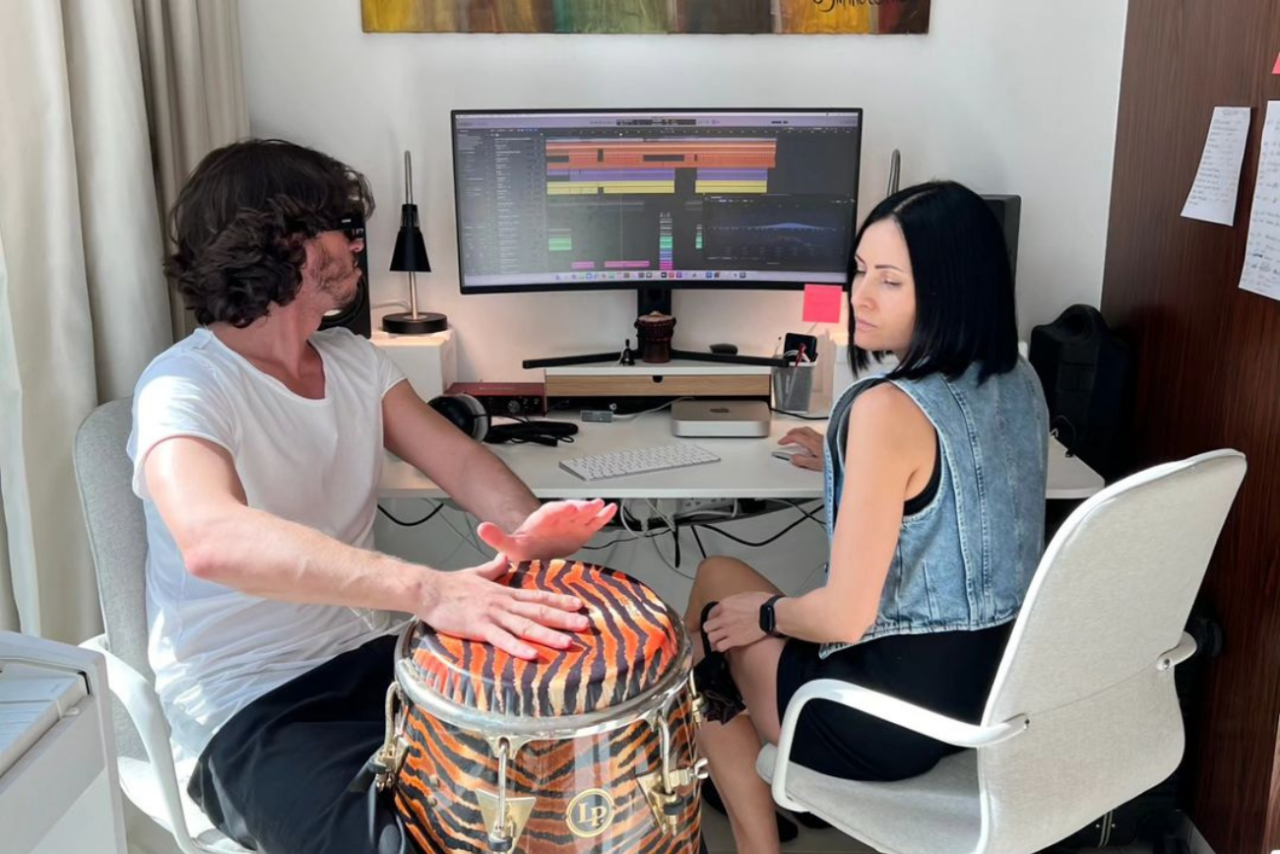 Marina y Benjy en el proceso creativo de un track (Ph Instagram)